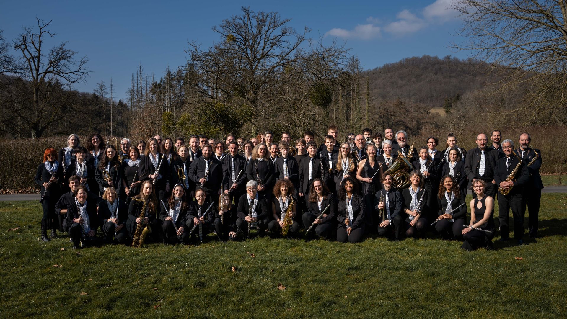 Corps musical nivellois musiciens photo groupe